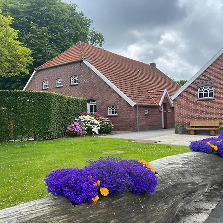 Reihenhaeuser In Strackholt, Cleaning Included *