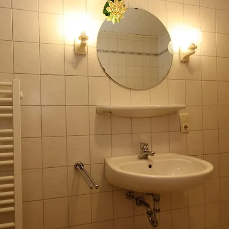 Reihenhaeuser In Strackholt, Cleaning Included Apartment *