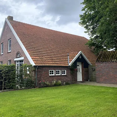 Reihenhaeuser In Strackholt, Cleaning Included Grossefehn