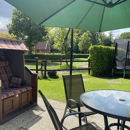 Reihenhaeuser In Strackholt, Cleaning Included