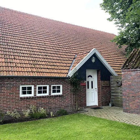 Reihenhaeuser In Strackholt, Cleaning Included *